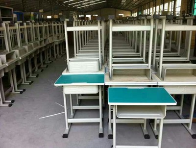 彩色美術(shù)拼接桌 解鎖學(xué)生閱覽室與培訓(xùn)室的創(chuàng)意空間